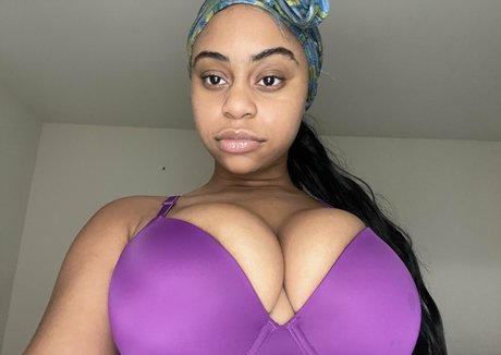 Foto di nudo di fuga di OnlyFans di Kaylalebombbb