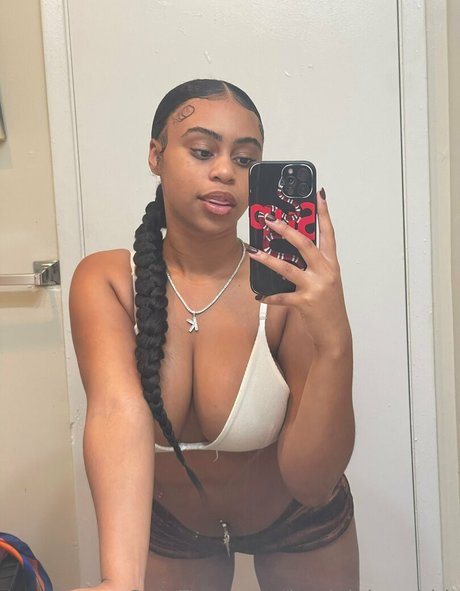 Foto di nudo di fuga di OnlyFans di Kaylalebombbb