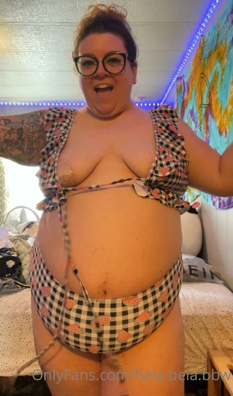 Foto di nudo di fuga di OnlyFans di Helabelabbw