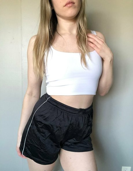 Foto di nudo di fuga di OnlyFans di Innocentabby