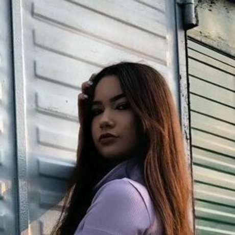 Foto di nudo di fuga di OnlyFans di Emilia Szymanska