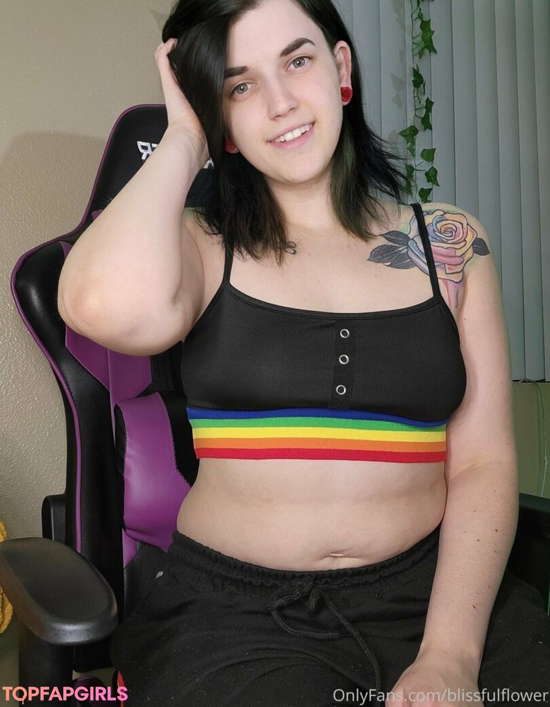 Foto di nudo di fuga di OnlyFans di Blissfulflower #128 Foto di nudo di fuga di OnlyFans di Blissfulflower #128