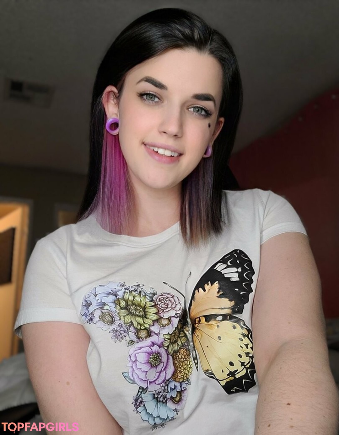 Foto di nudo di fuga di OnlyFans di Blissfulflower #45 Foto di nudo di fuga di OnlyFans di Blissfulflower #45