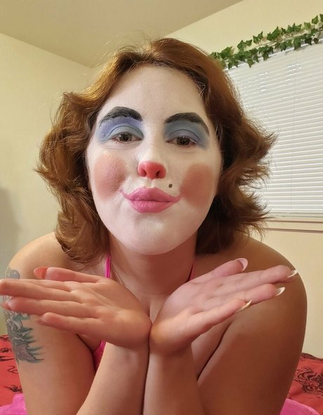 Foto di nudo di fuga di OnlyFans di Clowndivax