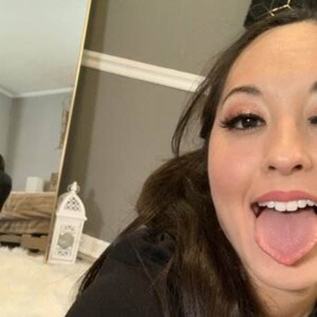 Foto di nudo di fuga di OnlyFans di Sumiko