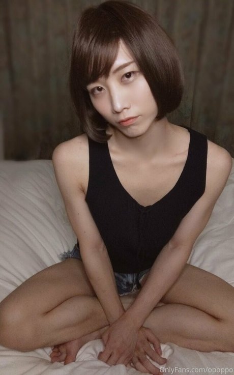 Foto di nudo di fuga di OnlyFans di Opoppo