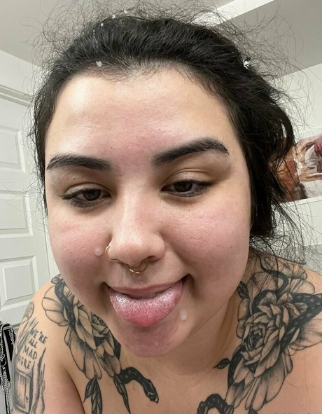 Foto di nudo di fuga di OnlyFans di Sukijade