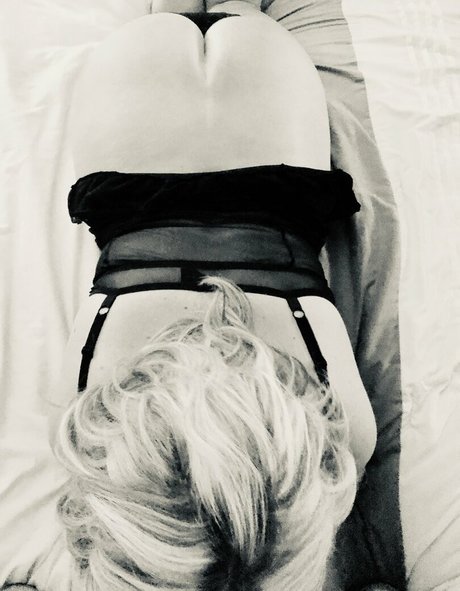 Foto di nudo di fuga di OnlyFans di Momma Michelle