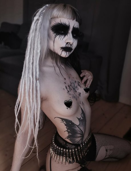 Foto di nudo di fuga di OnlyFans di Freesorrymom