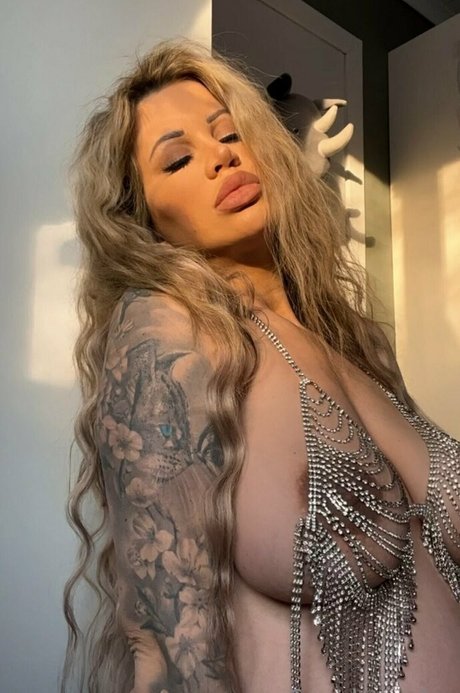 Foto di nudo di fuga di OnlyFans di Sandrareichefree