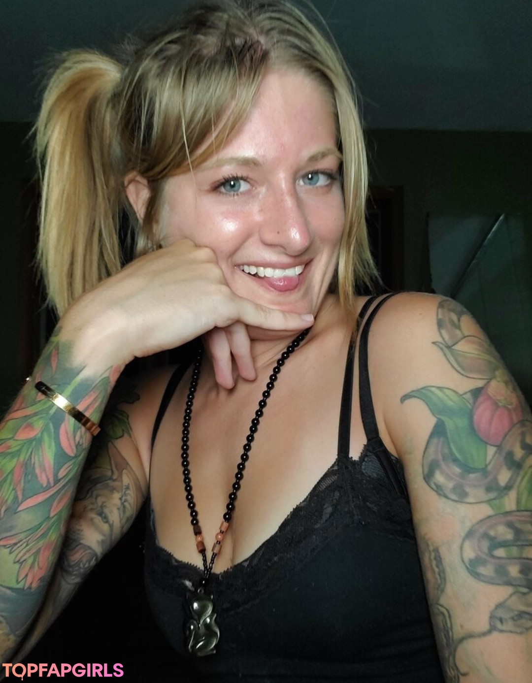 Foto di nudo di fuga di OnlyFans di Mikaylarainesfans #74 Foto di nudo di fuga di OnlyFans di Mikaylarainesfans #74