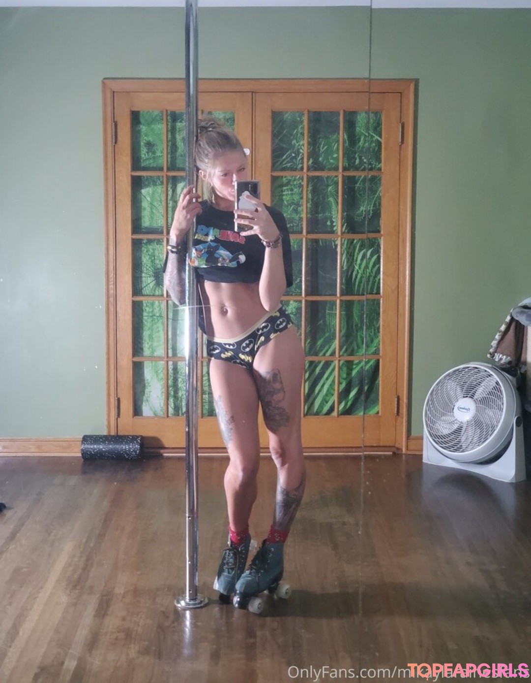 Foto di nudo di fuga di OnlyFans di Mikaylarainesfans #79 Foto di nudo di fuga di OnlyFans di Mikaylarainesfans #79
