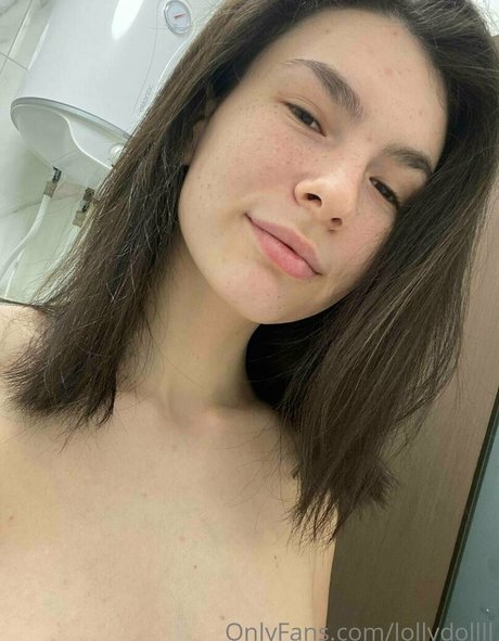Foto di nudo di fuga di OnlyFans di Lollydollll