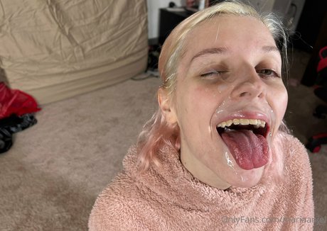 Foto di nudo di fuga di OnlyFans di Mariaanjel