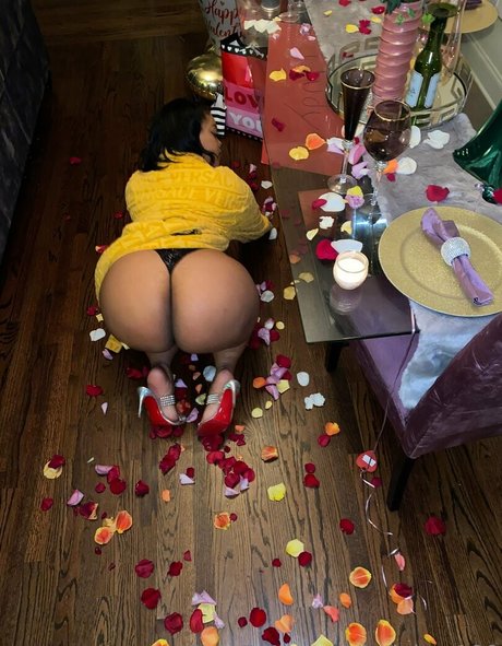 Foto di nudo di fuga di OnlyFans di Judylaw100