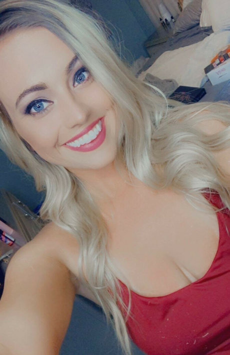 Savannah Paige