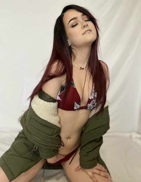 Foto di nudo di fuga di OnlyFans di Mrsvalentine666