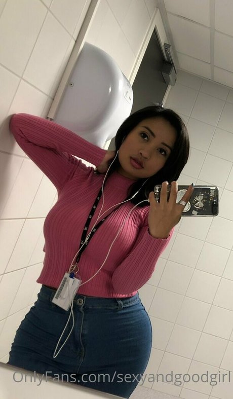 Sexyandgoodgirl
