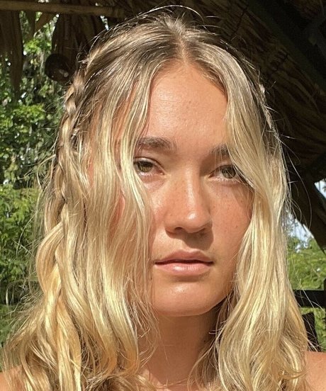 Foto di nudo di fuga di OnlyFans di Margo Renate
