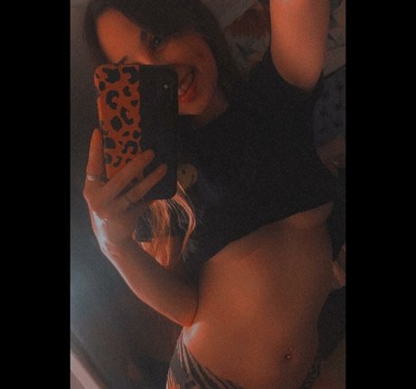 Foto di nudo di fuga di OnlyFans di Alisha Wallace