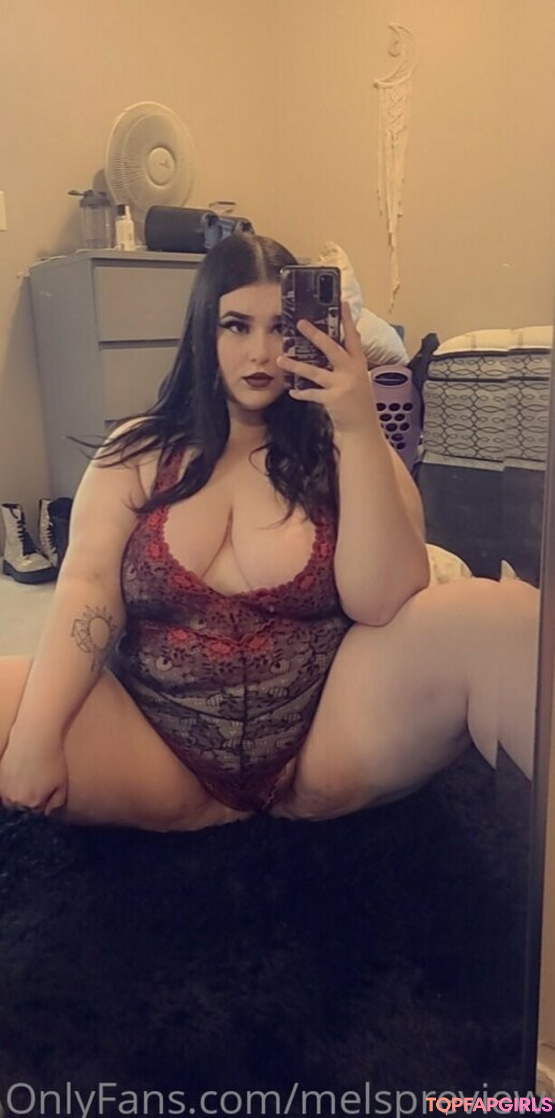 Foto di nudo di fuga di OnlyFans di Melspreview #4 Foto di nudo di fuga di OnlyFans di Melspreview #4