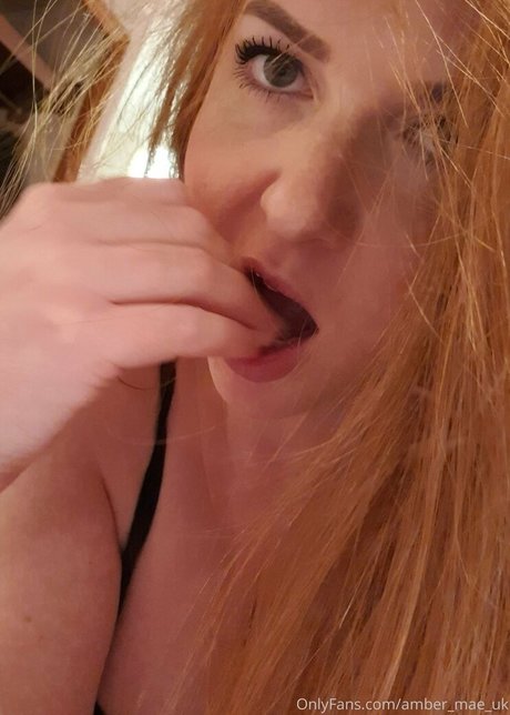 Foto di nudo di fuga di OnlyFans di Ambermaeuk