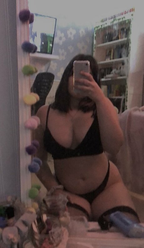 Foto di nudo di fuga di OnlyFans di Grungek1tten