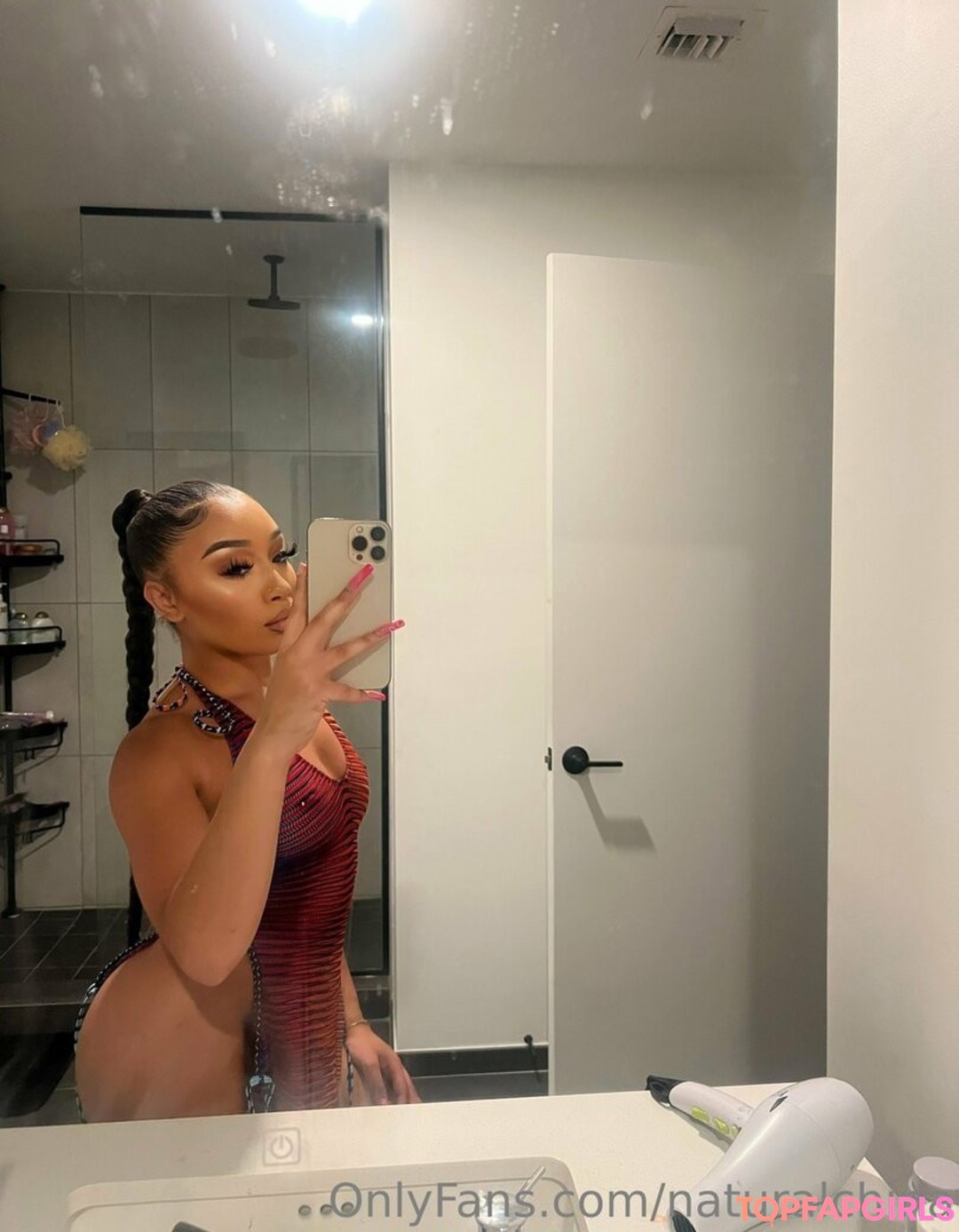 Foto di nudo di fuga di OnlyFans di Bubble Booty #1028