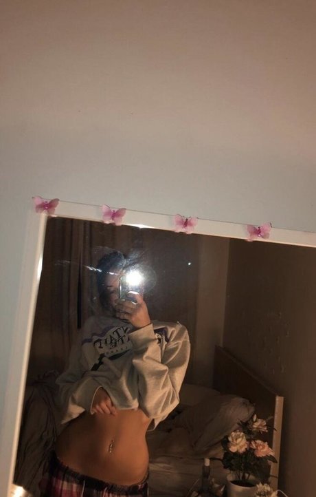 Foto di nudo di fuga di OnlyFans di Willowandherbooty
