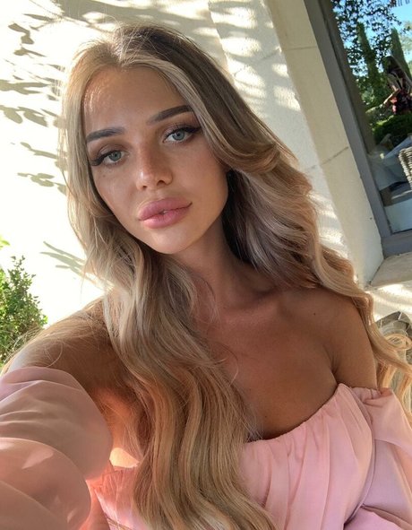 Foto di nudo di fuga di OnlyFans di Summer