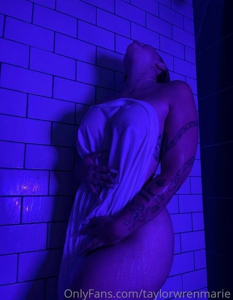 Taylorwrenmarie