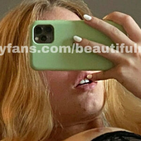 Beautifulnaughtyblondie