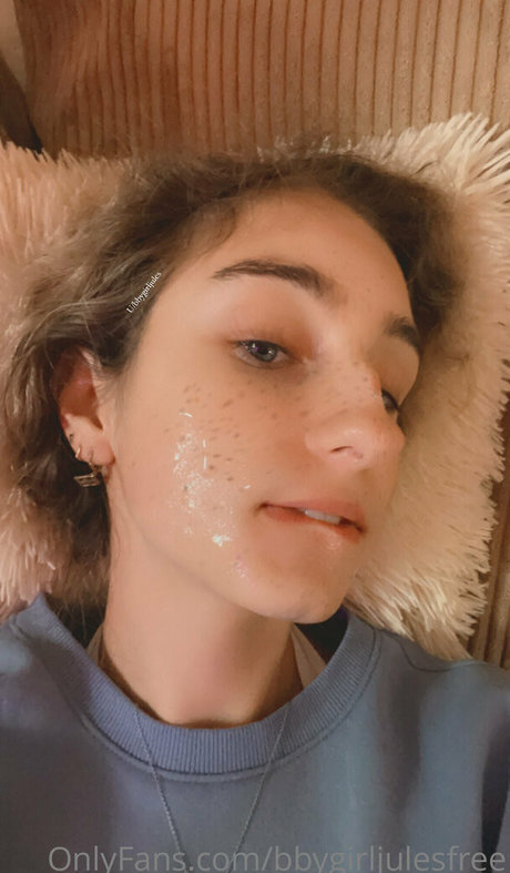 Foto di nudo di fuga di OnlyFans di Bbygirljulesfree
