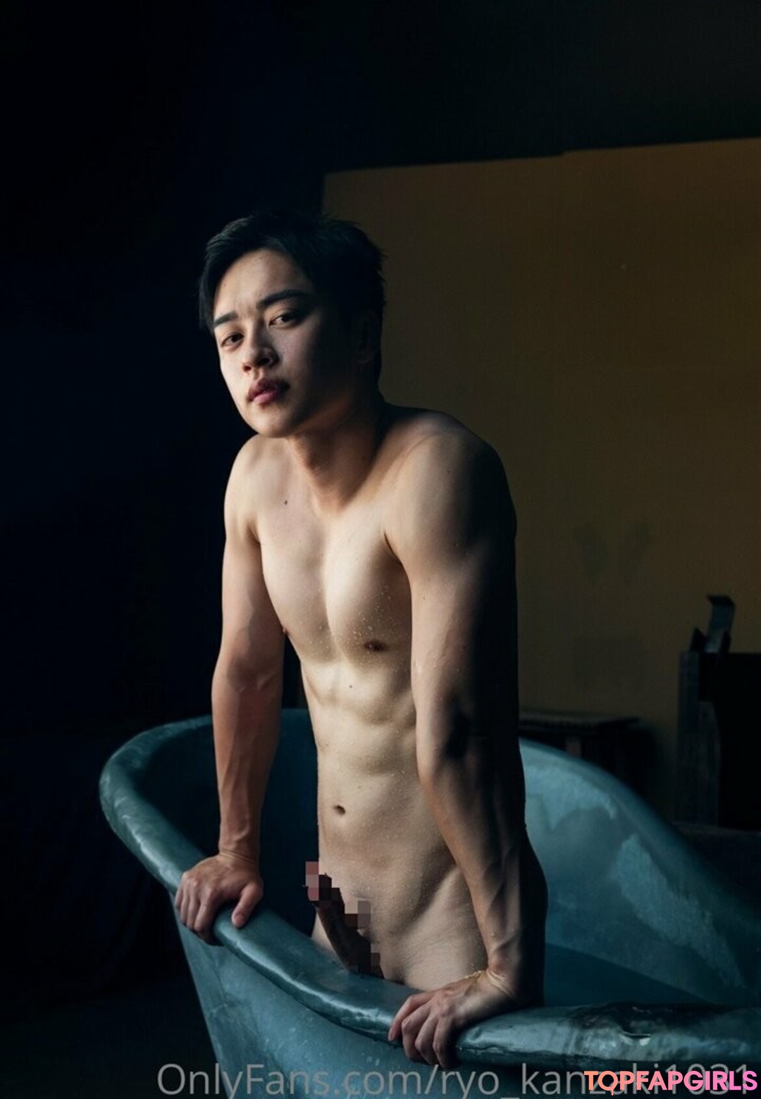 Foto di nudo di fuga di OnlyFans di Ryokanzaki1031 #55 Foto di nudo di fuga di OnlyFans di Ryokanzaki1031 #55