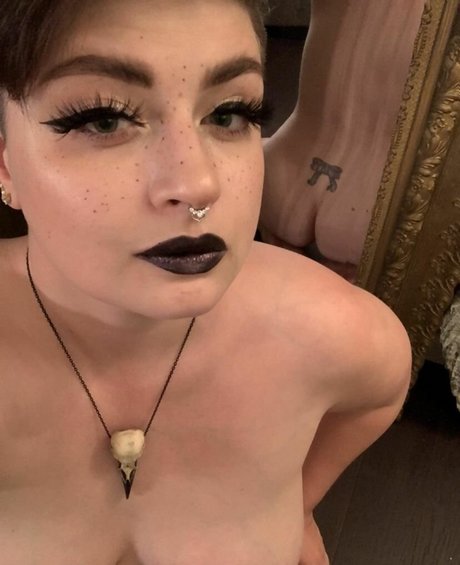 Foto di nudo di fuga di OnlyFans di Vintagevogue
