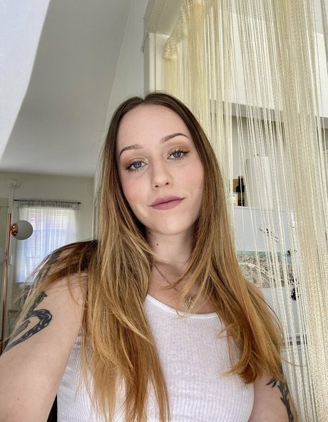 Foto di nudo di fuga di OnlyFans di Xtinaricci