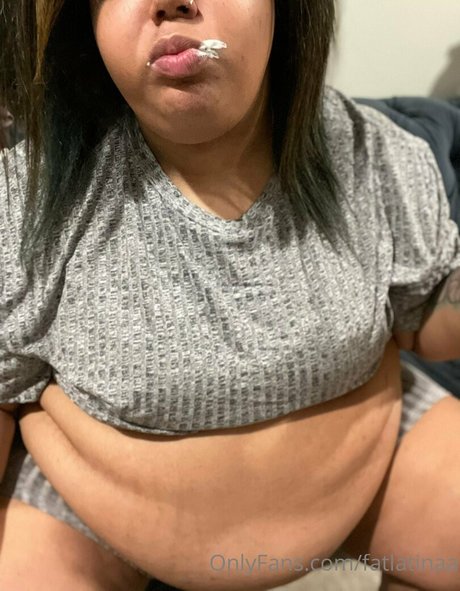 Foto di nudo di fuga di OnlyFans di Fatlatinaa