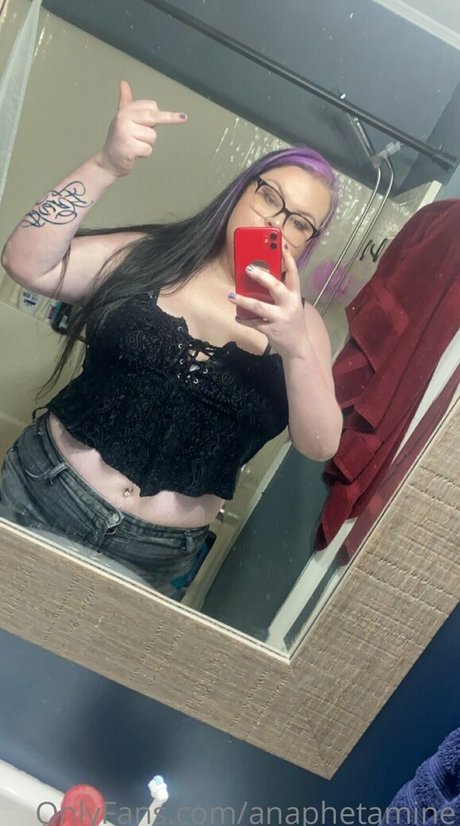 Foto di nudo di fuga di OnlyFans di Anaphetamine