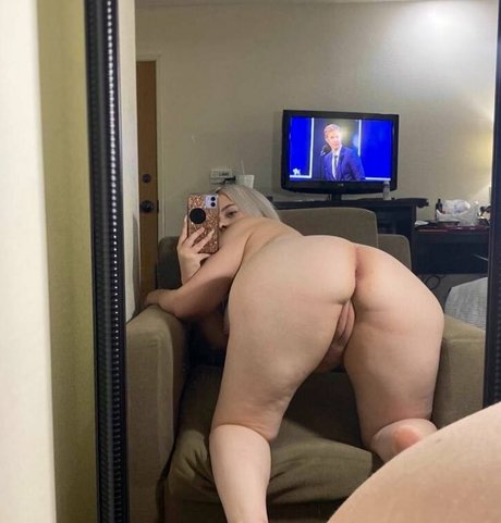 Foto di nudo di fuga di OnlyFans di Hannahrenee13
