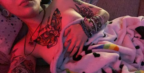 Foto di nudo di fuga di OnlyFans di Zamoraaof