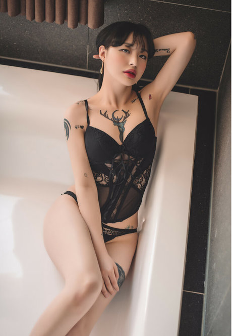 Foto di nudo di fuga di OnlyFans di Seolhwa