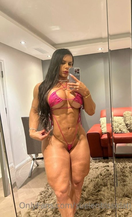 Foto di nudo di fuga di OnlyFans di Suelen Bissolati