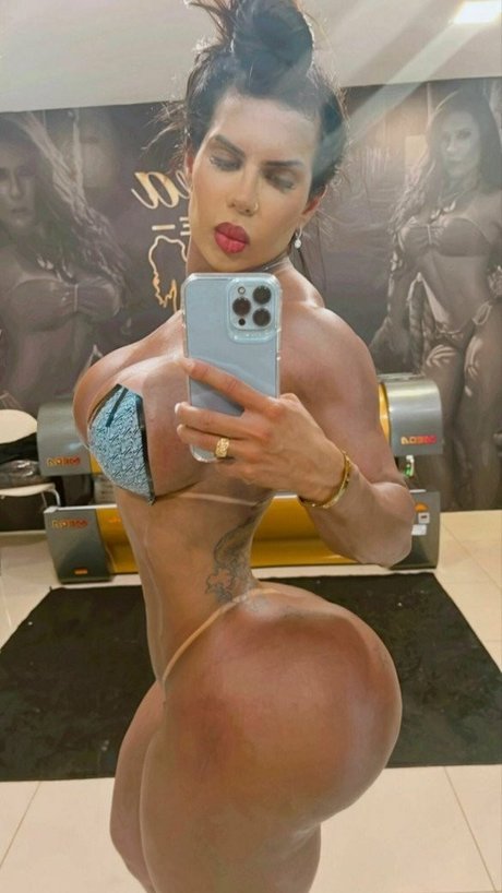 Foto di nudo di fuga di OnlyFans di Suelen Bissolati