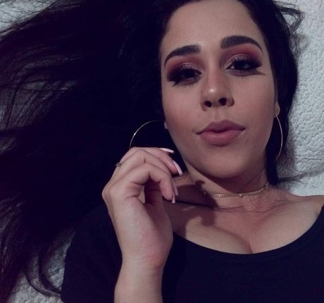 Foto di nudo di fuga di OnlyFans di Millenecarolina