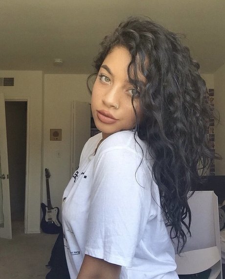 Foto di nudo di fuga di OnlyFans di Kiana Lede