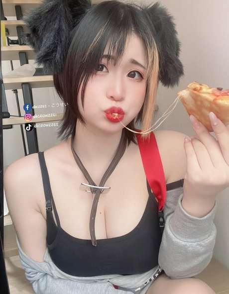 Foto di nudo di fuga di OnlyFans di Crowzzei