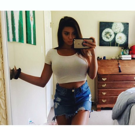 Foto di nudo di fuga di OnlyFans di Kaylee Burnett
