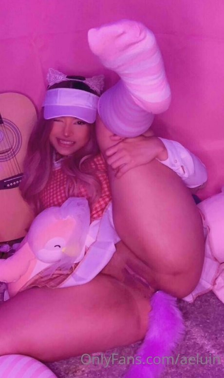 Foto di nudo di fuga di OnlyFans di Aeluinv