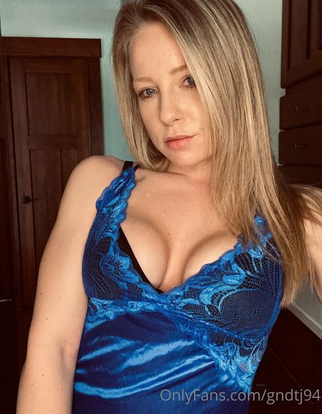 Foto di nudo di fuga di OnlyFans di Gndtj94