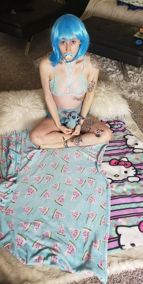 Foto di nudo di fuga di OnlyFans di Winnietatefree